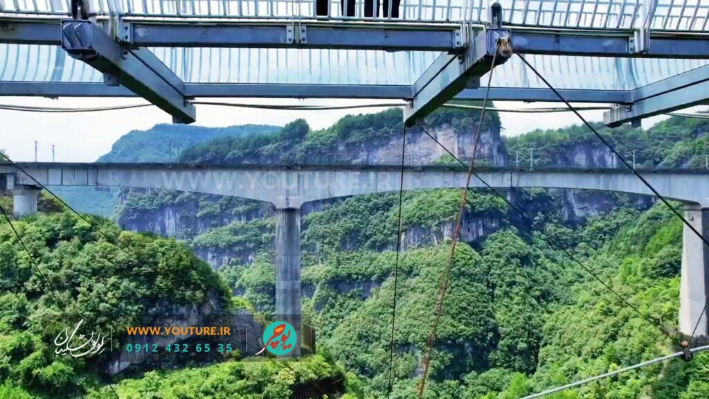 بزرگترین پل های معلق شیشه ای در جهان