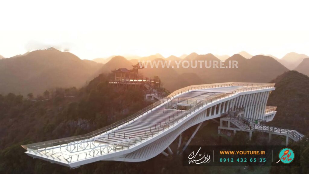 سکوهای معلق لبه دره ها